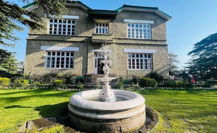 Chail Palace — heritage palace and world's highest cricket ground, 11 km from Hardys Retreat